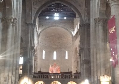 Chiesa di Santa Maria della Pieve Arezzo interno